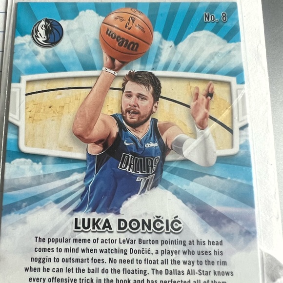 Luka Doncic Basketball Card Skyview NBA Hoops - Picture 2 of 2